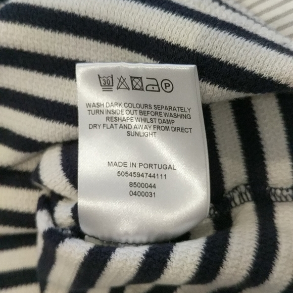 2 For $20 - Jaeger (Portugal) cotton top - Picture 5 of 6